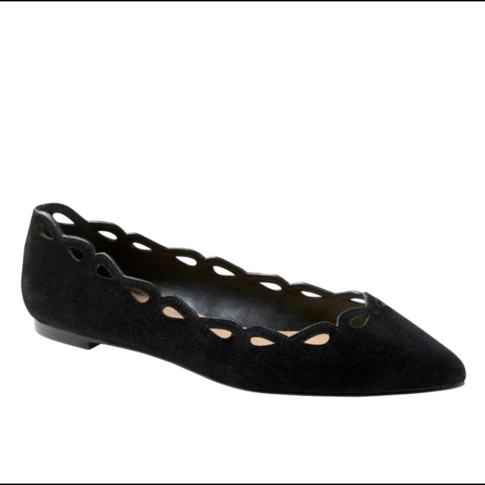 SOLD❌Banana Republic Pointed-Toe Flat